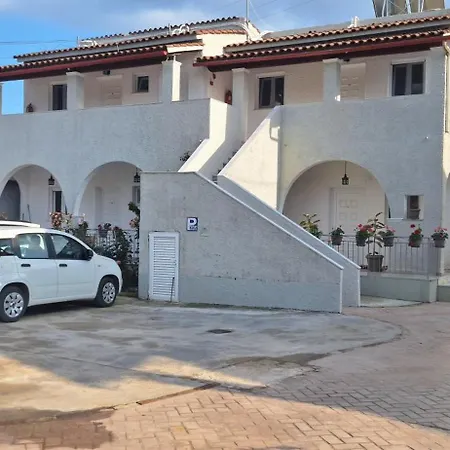 The Flower Garden Aparthotel