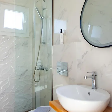 The Flower Garden 3*