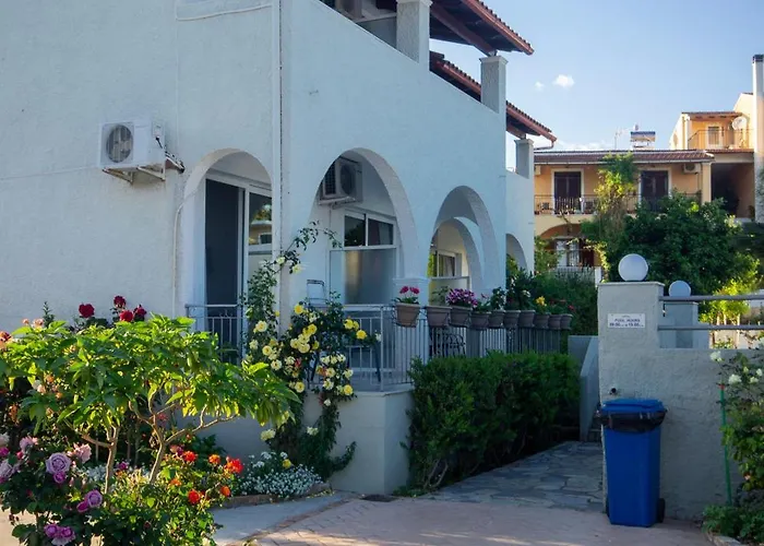 מלון דירות The Flower Garden