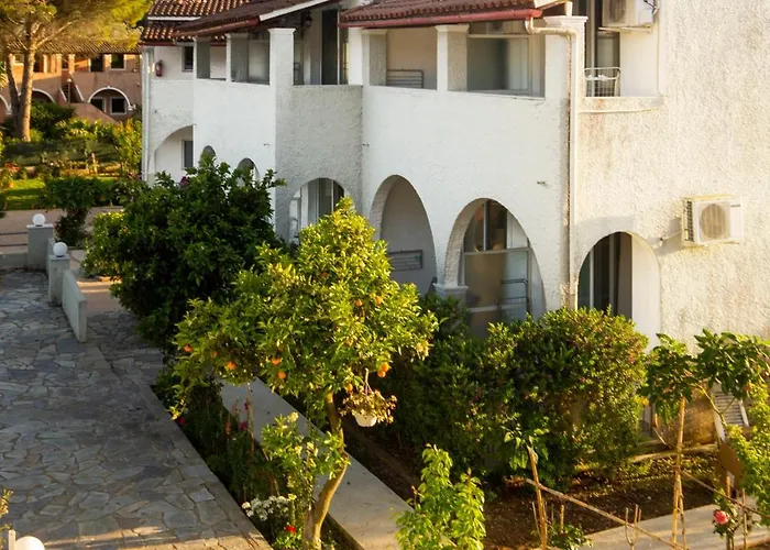 The Flower Garden איפסוס