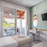 Aparthotel The Flower Garden 4*