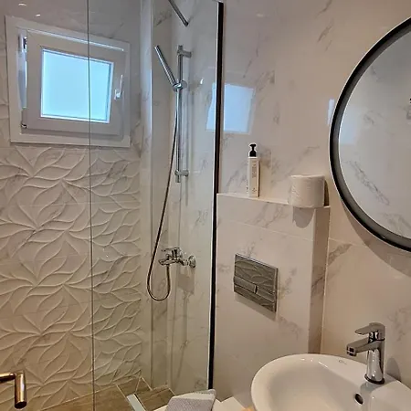 The Flower Garden 3* 阿普索斯