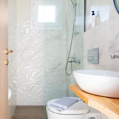 The Flower Garden 3*