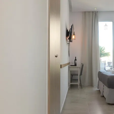 The Flower Garden 公寓式酒店 阿普索斯