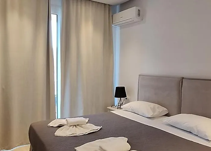 Apart-hotel The Flower Garden 4*