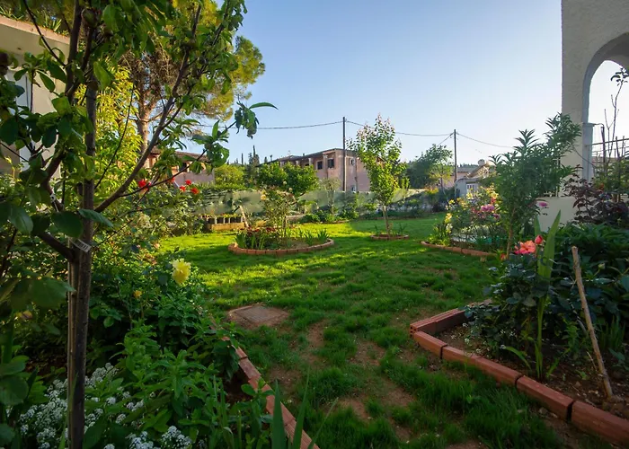 The Flower Garden Apart-hotel 4*